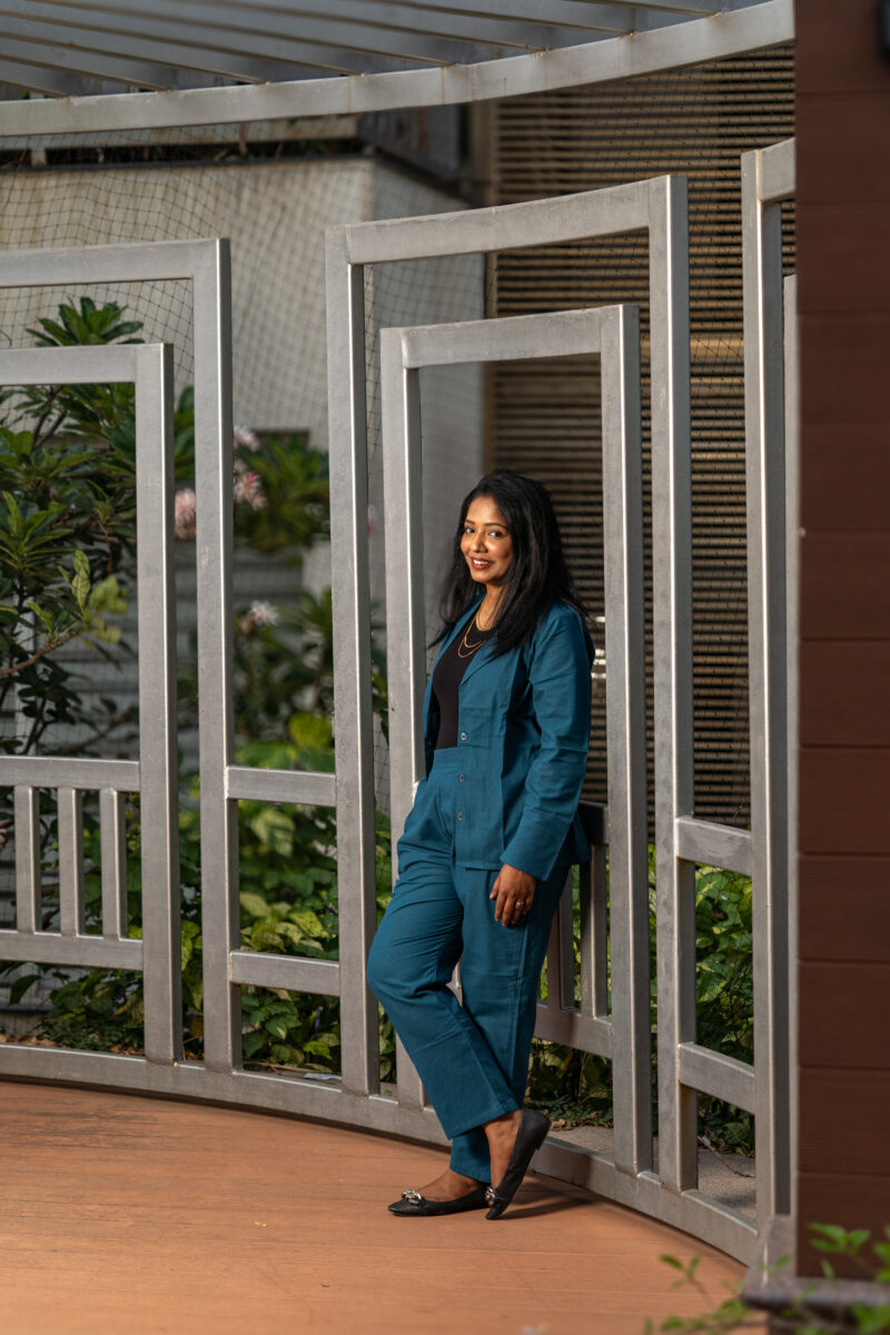 Peacock blue-Recycled Cotton Blazer set for Women - Image 3